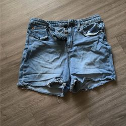 Universal Thread Size 10 Light Wash Shorts