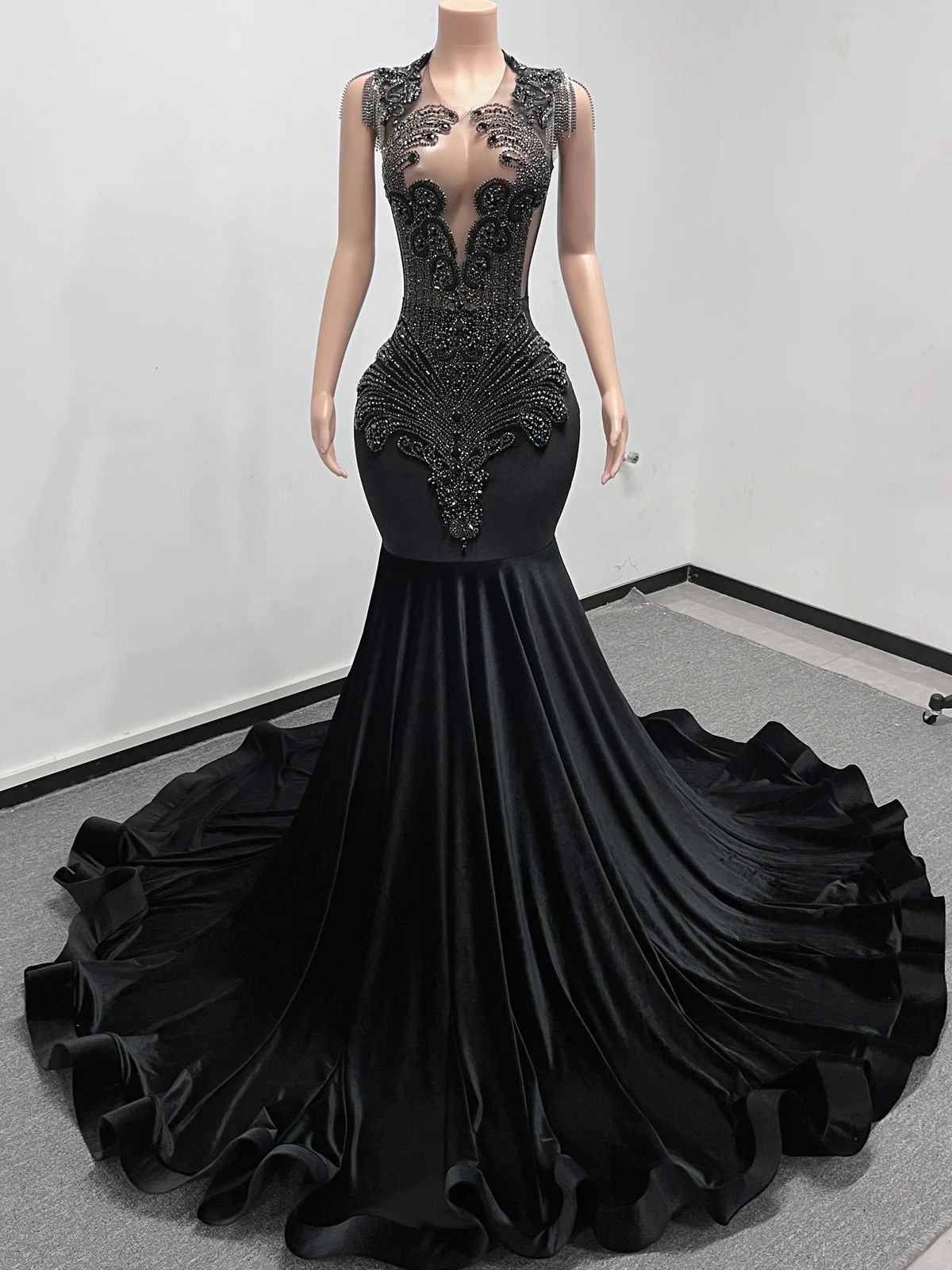 BLACK PROM DRESS FOR SALE❗️