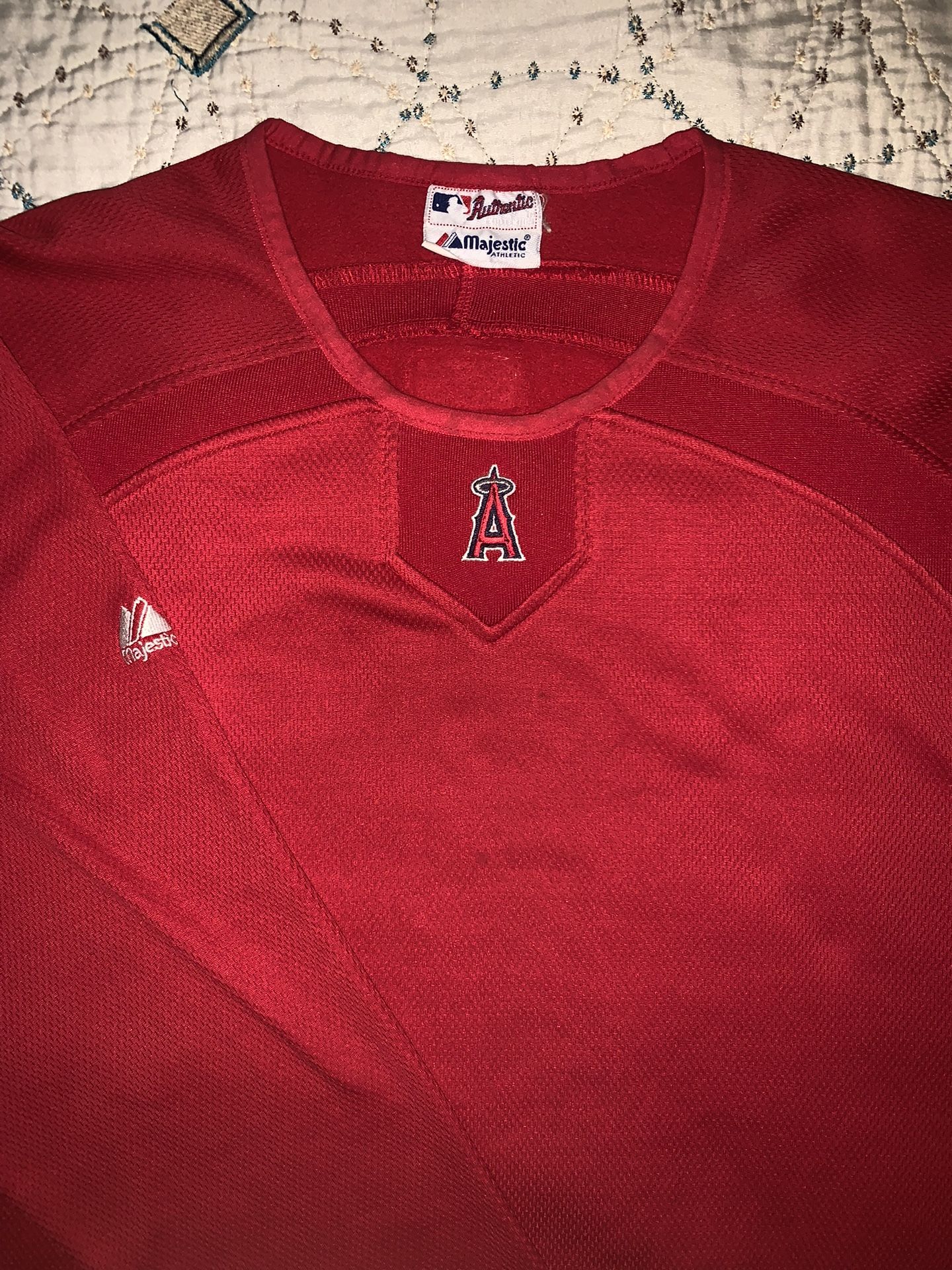 MLB Los Angeles Angles Red Long Sleeve Sweater