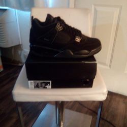 Air Jordan Flight 4 RetRO Size 9.5