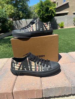Men’s Burberry shoes