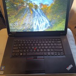 Lenovo Thinkpad Edge 15.6  AMD 2.4 Ghz 4 GB Memory 
