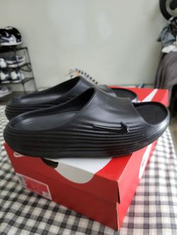Nike reaction rejuven8 slide