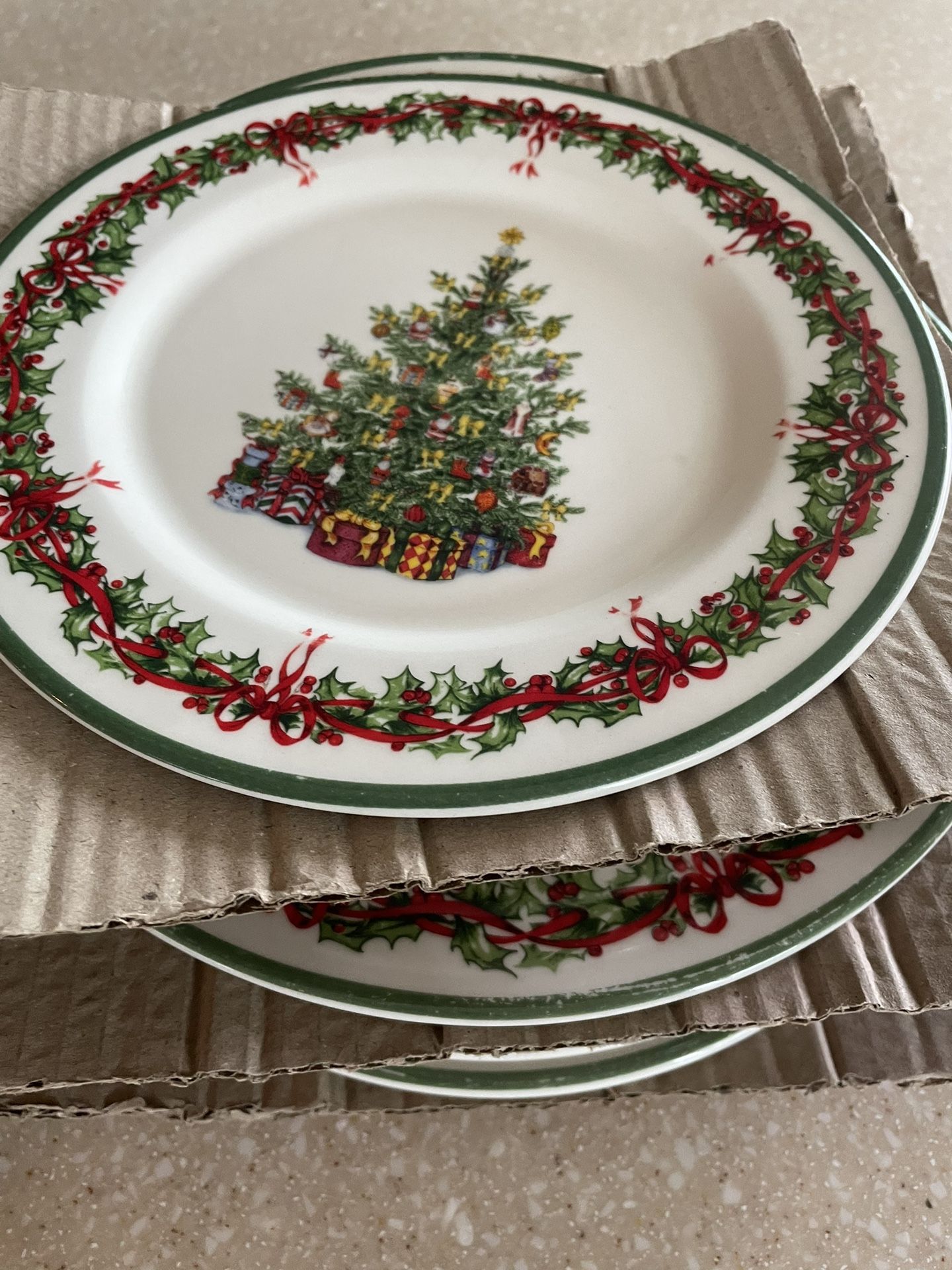 Christopher Radko Traditions, Christmas Tree Plates, Salad And Dinner Set 13