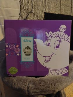 Scentsy Disney Mrs. Potts Warmer