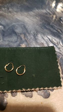 14 carat toddler earrings