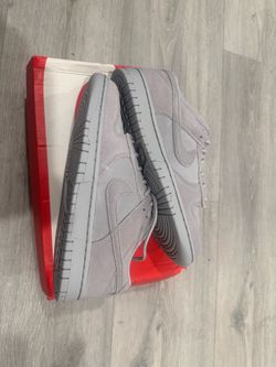 Nike Dunk Low Retro SE Size 9