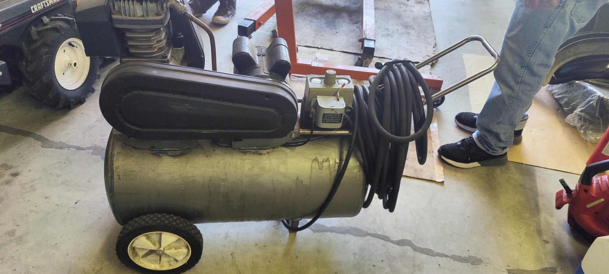 Air Compressor