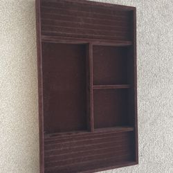 X-large Velvet Jewelry Display (NEED GONE FOR 50$