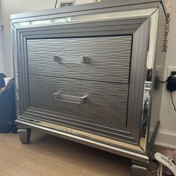 Gray Nightstand w/mirrored edge