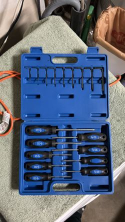 Grey Pneumatic 18 Pc. Tamper Proof Torx Screwdriver and Key Set