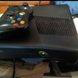 Slim Xbox 360 bundle