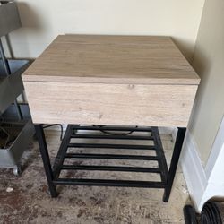 Loring End Table with Charging Station Vintage Oak Metal Frame for Sale in Los Angeles CA OfferUp