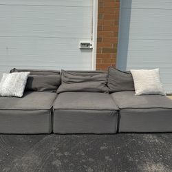 Modern 3-Piece Modular Sectional Couch – Charcoal Gray! FREE CURBSIDE DELIVERY.
