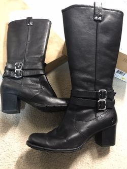 Women's Sz 9 BORN Lewisa Black Leather Boot in Box