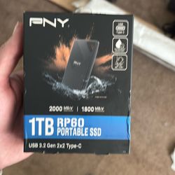 PNY  - 1TB - RP60 Portable SSD