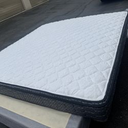 King Mattress (Sealy medium firm)