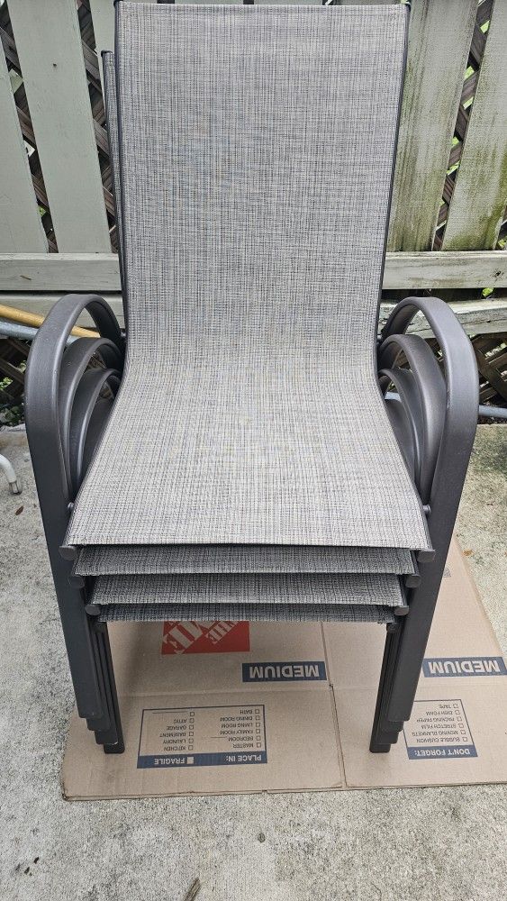 A Set Of 4 StyleWell Patio Furniture Chairs
