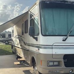 2000 fleetwood southwind
