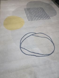 Unique Area rug must see clean and ready to go