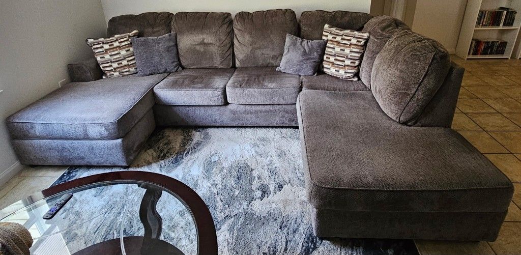 Like New Couch For Sale
