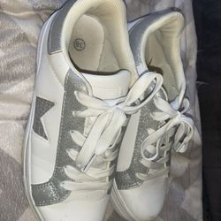 Women’s Shoe