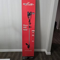 Milwaukee Trimmer 17 Inch With 2 Batteries And Charger 