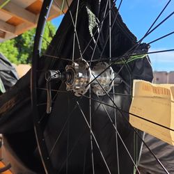 700 C Traitor Cycles Aluminum Hub Disc Wheels Set 