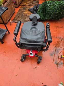 JAZZY MOBILITY CHAIR