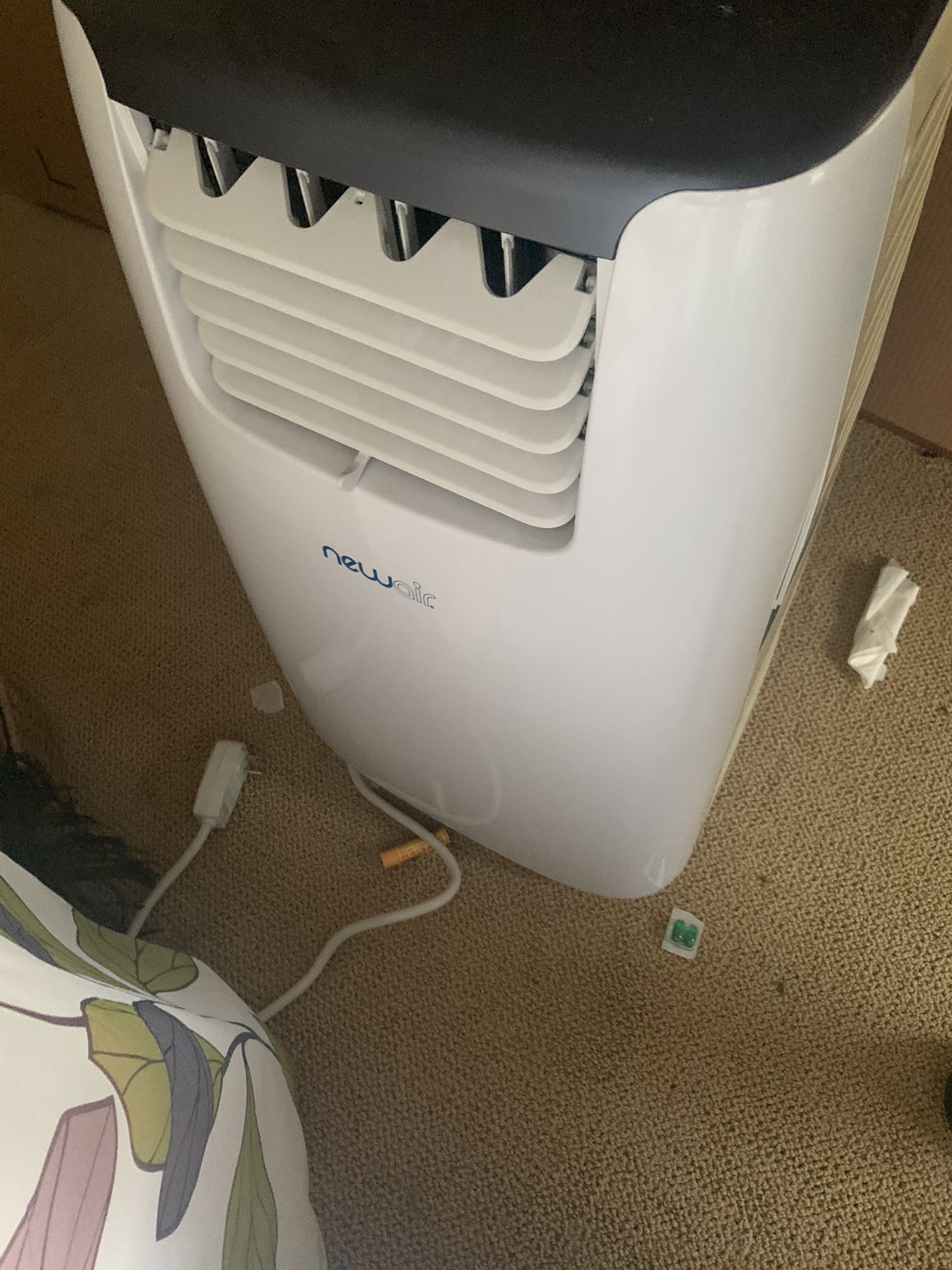 Newair portable air conditioner and fan - AC-14100 - perfect condition - MOVING MUST SELL