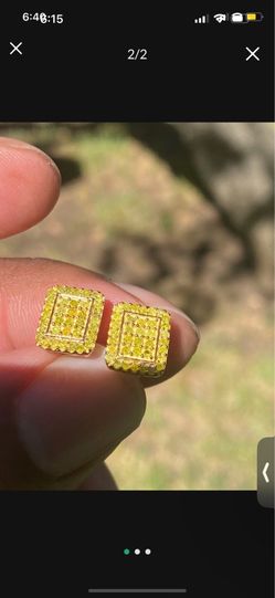 Yellow diamond earrings