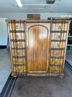 Bernhardt Chifforobe