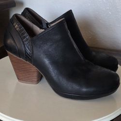 Dansko  Marcia Black Leather Ankle Booties | SIZE EU 39/US 8.5