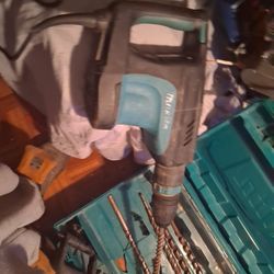 Makita Concrete Drill