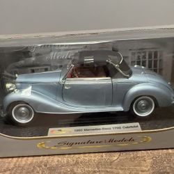 Signature models 1:18 1950 mecedes-benz 170S cabriolet blue model