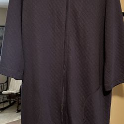 Womens Robe Size Large NWT 