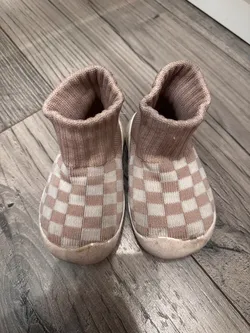 Eashi Baby Sock Shoes, Plaid Pink, 9-12 Months
