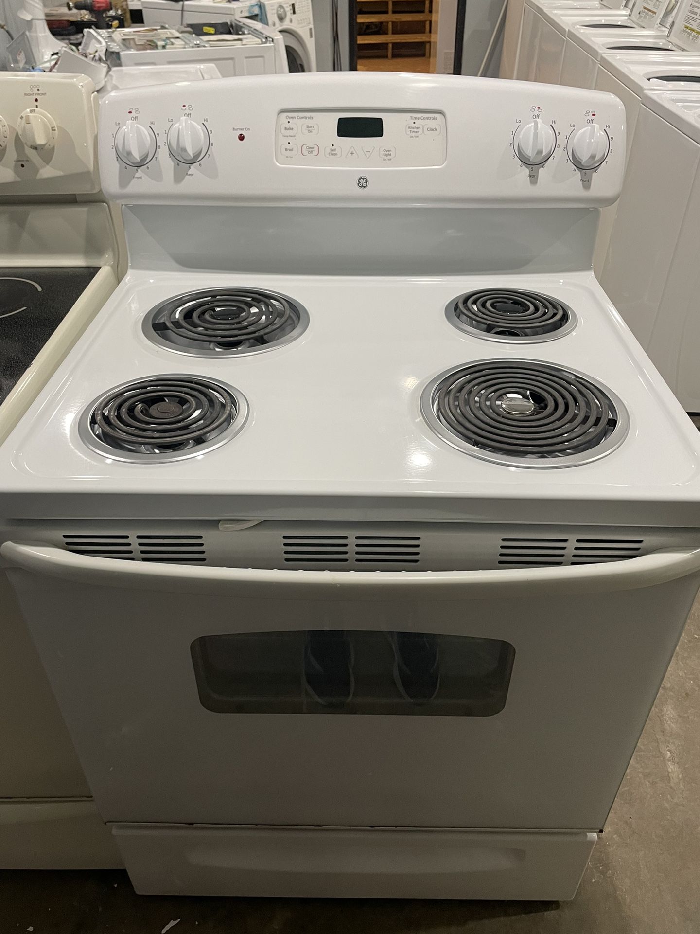 GE Coil Stove