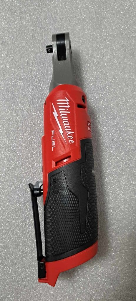 MILWAUKEE M12 FUEL BRUSHLESS CORDLESS 1/4" HIGH SPEED RATCHET TOOL ONLY
