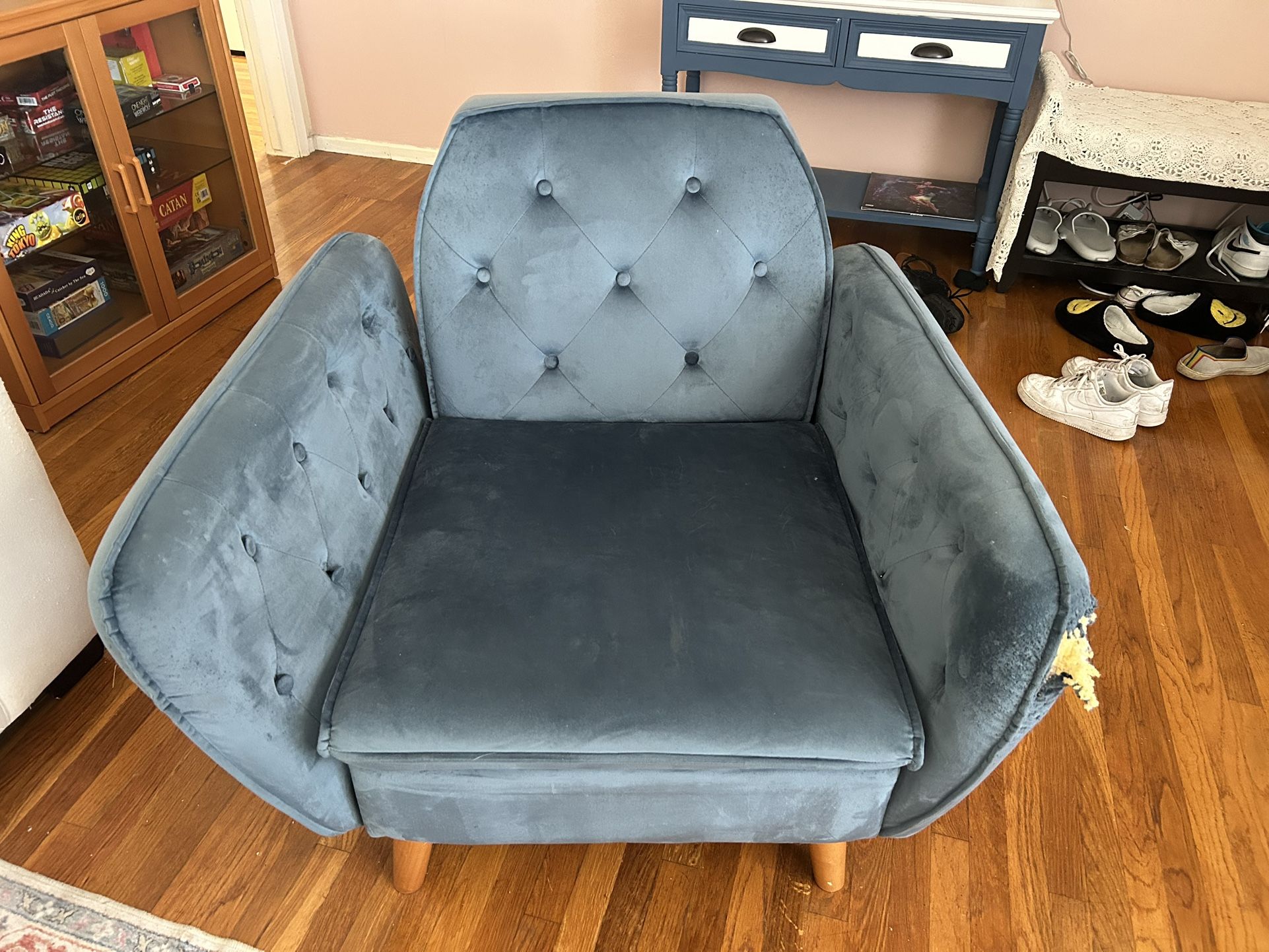 Living room Chair