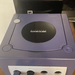 Nintendo GameCube and Accessories - Purple!