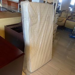 Crib Mattress New Foam