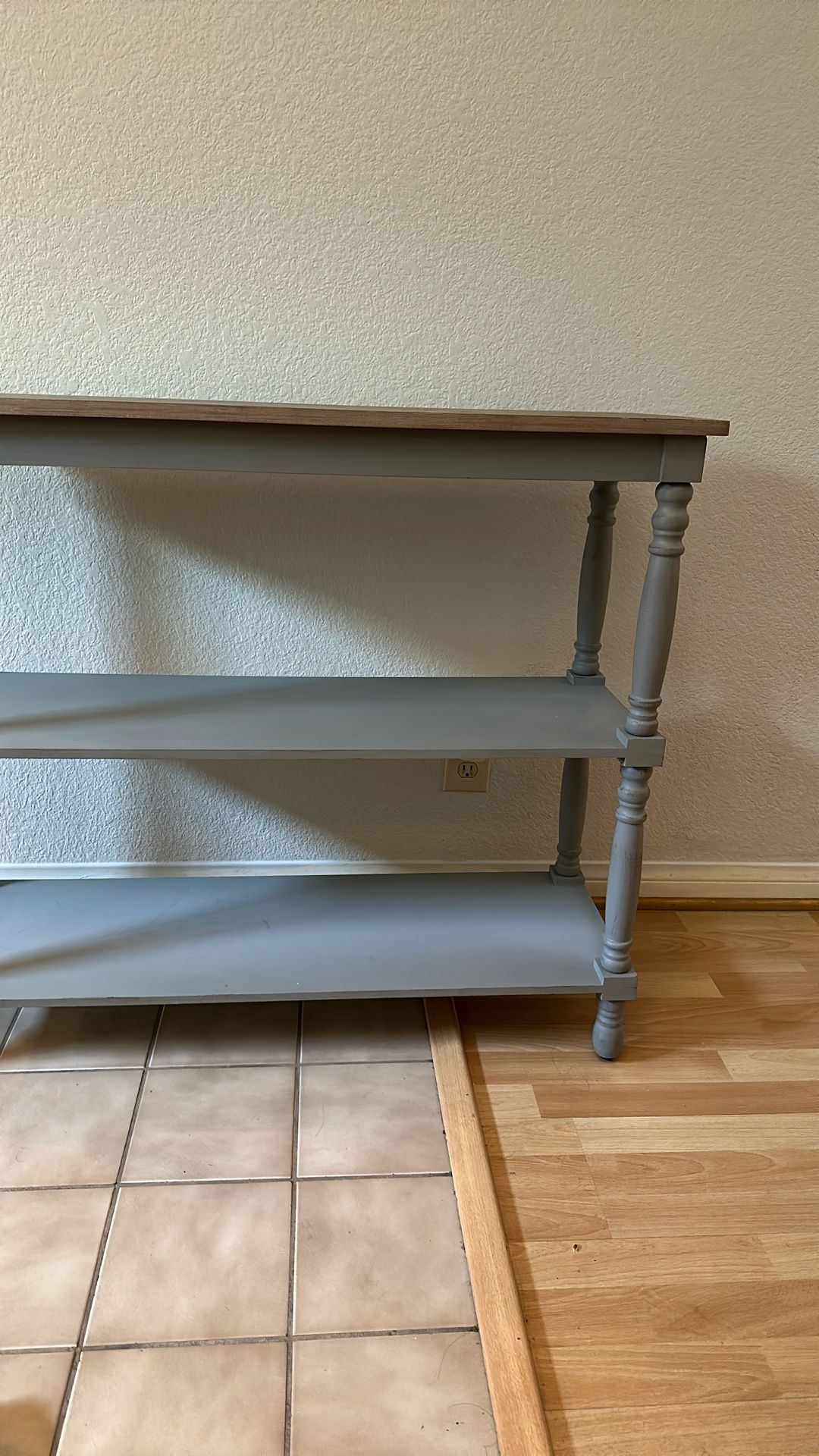 Elegant Wooden Console Table – Gray with Natural Wood Top