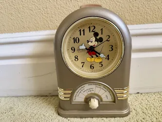 Vintage Seiko Disney Mickey Mouse Sing-Along Alarm Clock 7 Melodies