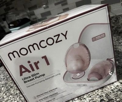 Brand New (purchased In June)Momcozy Air 1 Ultra-Slim Wearable Electric Breast Pump Set
