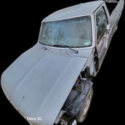 Parts 1997 F250 5.8L With Title