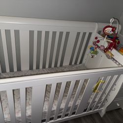 STORKCRAFT 4in1 CRIB $250