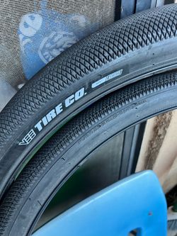 29 size tire set of 2