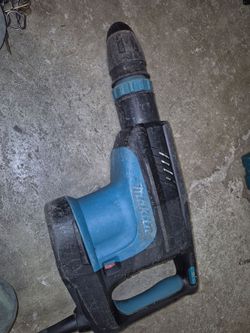 Makita jack hammer for sale Works Strong