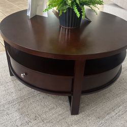 Coffee And End Tables